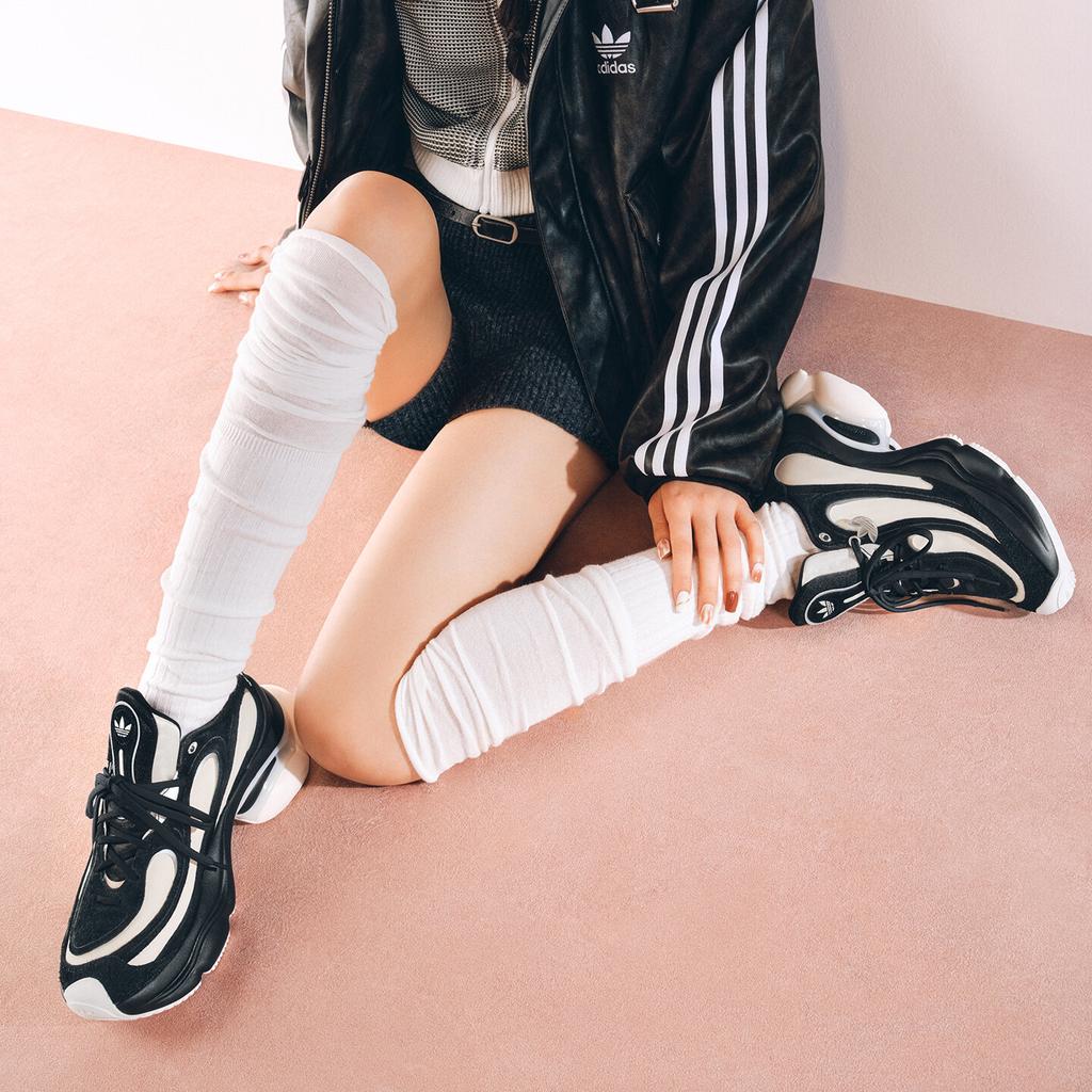 adidas Originals Ozvenuz Casual Shoes Women's Black White