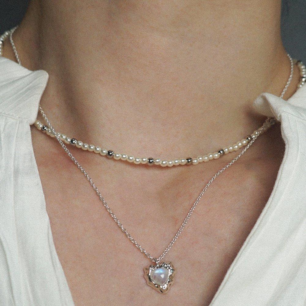 Minimalistische Halskette mit gemischten Perlen