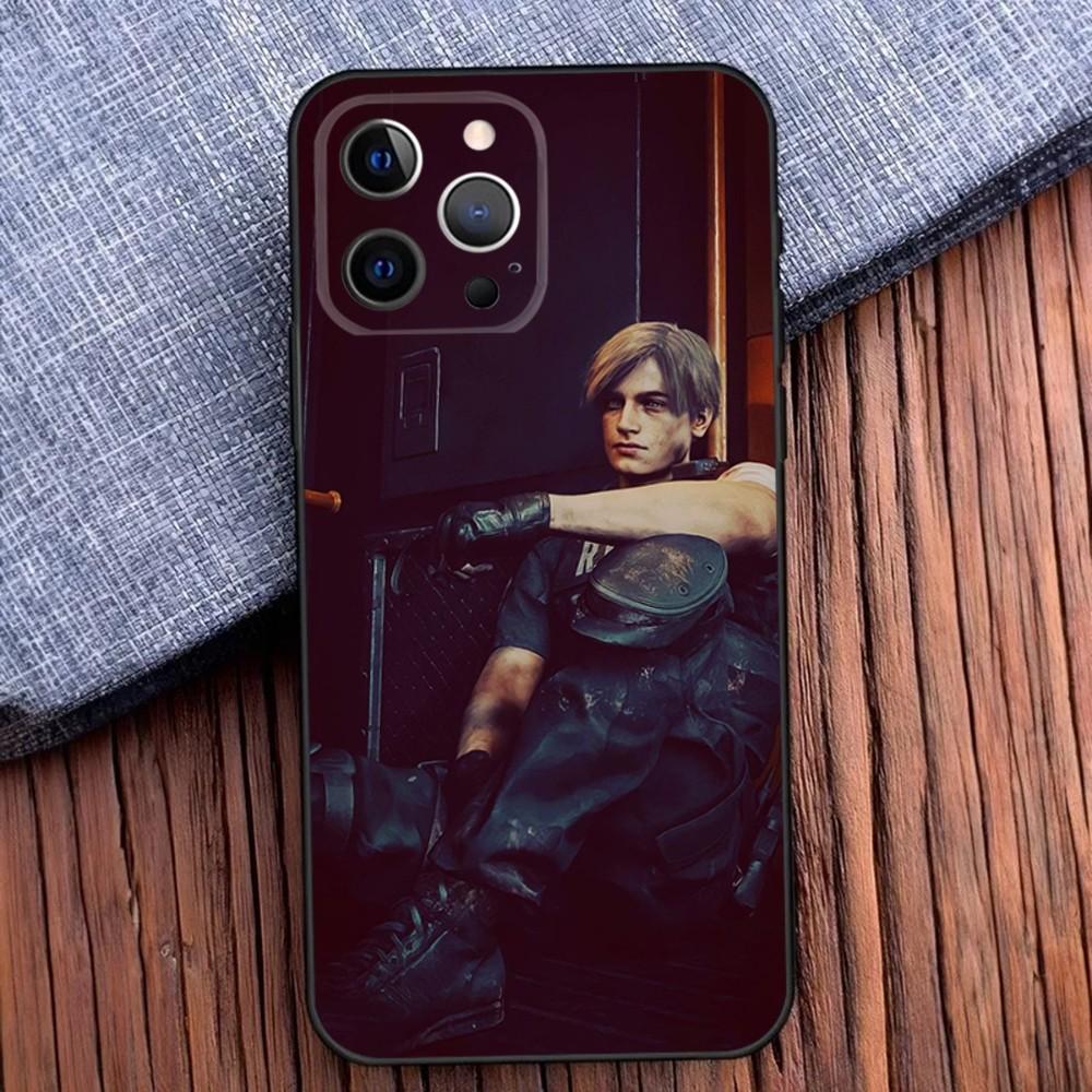 

Leon Scott Kennedy R-ResidentS E-EvilS Phone Case For iPhone 16,15,14,13,12,11,Pro,X,XS,Max,XR,Plus,Mini Soft Black Cover iPhone13mini