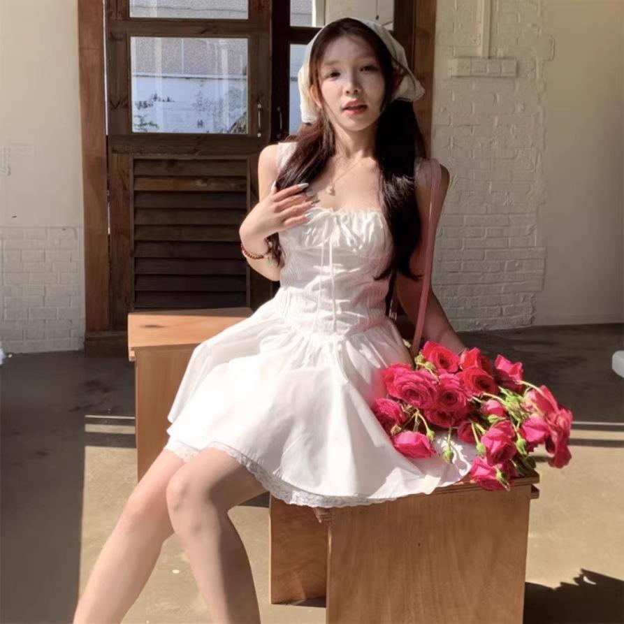 Dating Wear Pure White Moonlight Suspender Dress Small Man Huge Good-looking Sweet Temperament Waist Skirt