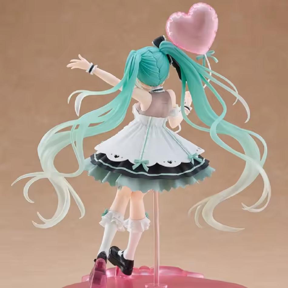 New 18CM Anime Hatsune Miku Birthday Party Styling Figure Anime Peripheral Collectible Models Decoration