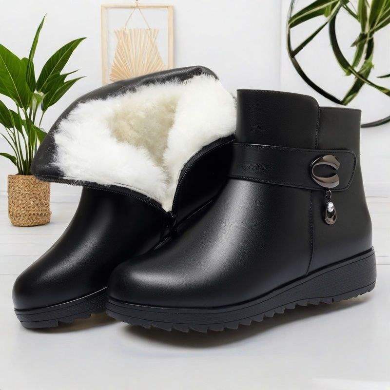 Cotton shoes short boots soft leather non-slip middle-aged mother thickened winter middle-aged and elderly velvet warm cotton boots flat bottom soft s