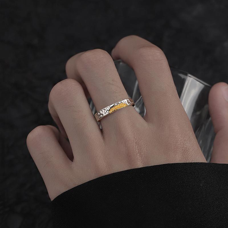 Vintage Gold Unregelmäßige Pit Muster Ring Männlichen Schmuck Mode Persönlichkeit Männer Einzigen Ring Silber 925 Junge Finger Zubehör