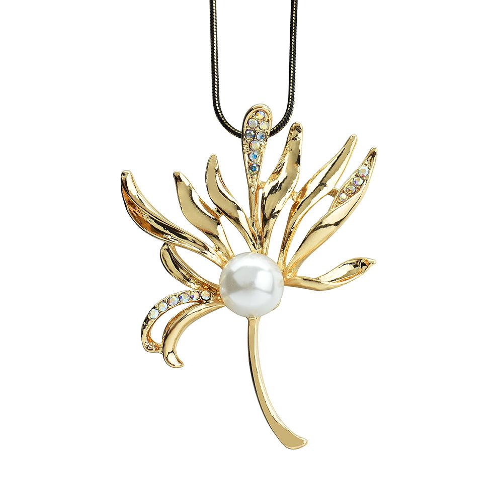 One For Autumn And Winter, Two Pearl Leaf Sweater Chain Temperament Versatile Leaf Pearl Long Necklace Brooch
