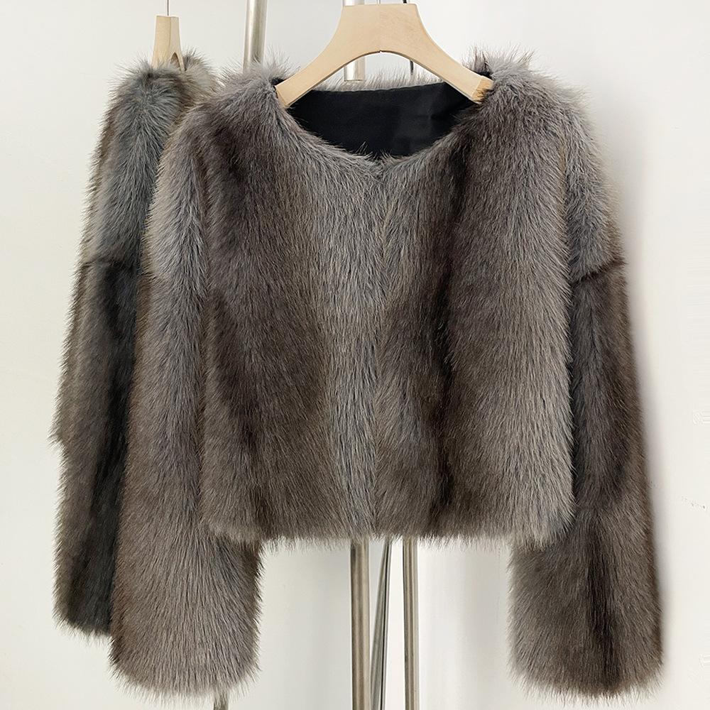 Autumn and winter new imitation fox fur coat women's short round neck environmentally friendly fur coat warm, fashionable and versatile