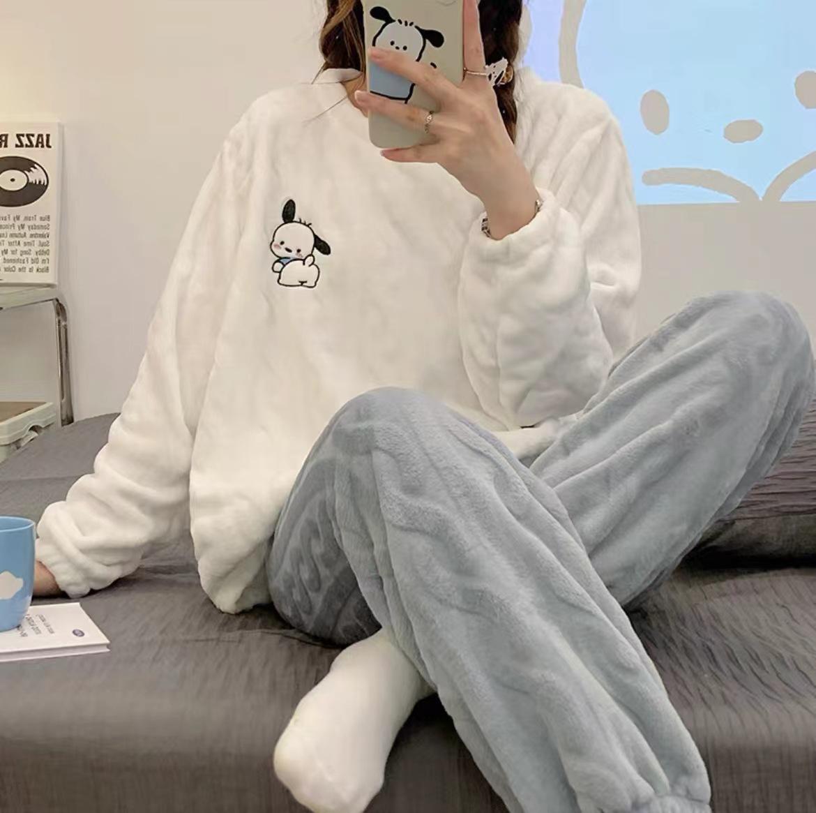 Pajamas winter women s coral fleece year new winter flannel autumn and winter loungewear set in stock women s m size