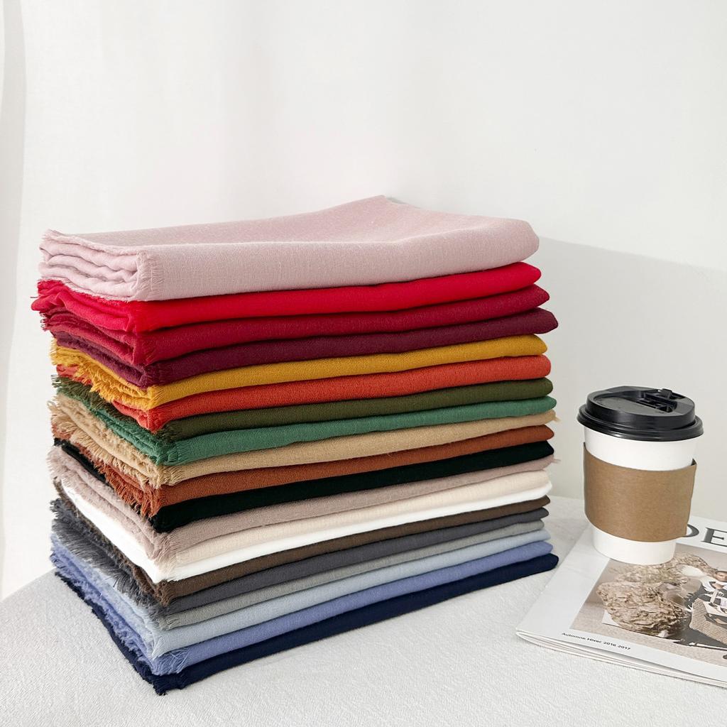 Simple literary and artistic yarn with sunscreen, elegant shawl, women's solid color square short fringed temperament scarf