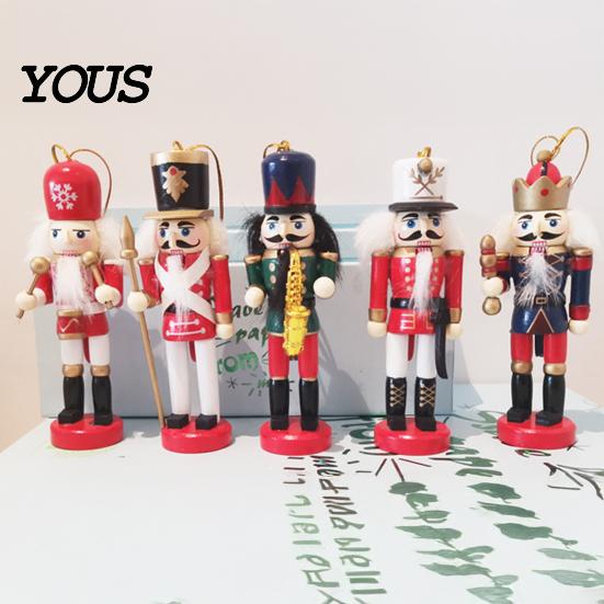 Retro Style Christmas Accents 5Pcs Wooden Nutcracker Ornaments, Handmade Soldier Figurines with Hanging Rope, Collectible Nutcrackers Classic Pendants
