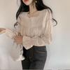 Dam Blus med Fyrkantig Hals och Spetskant i Fransk Retrostil med Klockärmar - Vår/Höst