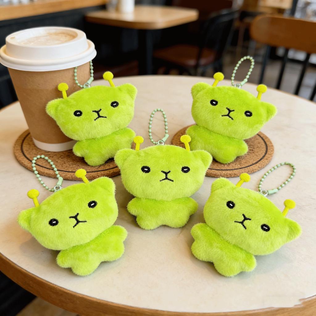 Cute Green Alien Cat Plush Pendant Invasion Earth Handmade Doll Keychain Super Soft Lovely Bag Decor Kids Gift Cuddly Stuffed Fluffy Huggable Kawaii