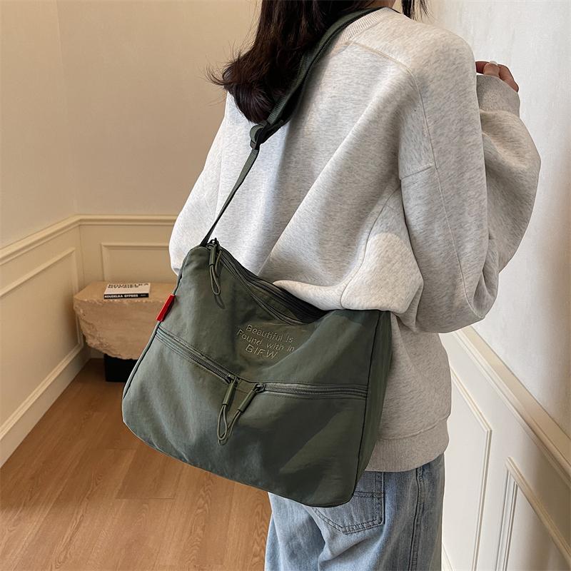 Solid Color Women's Portable Shoulder Bag Simple Female Nylon Cloth Padded Crossbody Bags Travel Purse Handbags Messenger Bag
