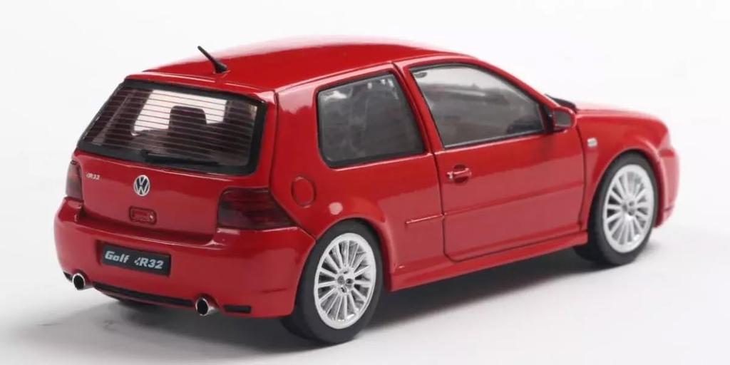 SOLIDO Maßstab Volkswagen Golf IV R32 2003 Fertigmodell S4313604 1/43 (rot)