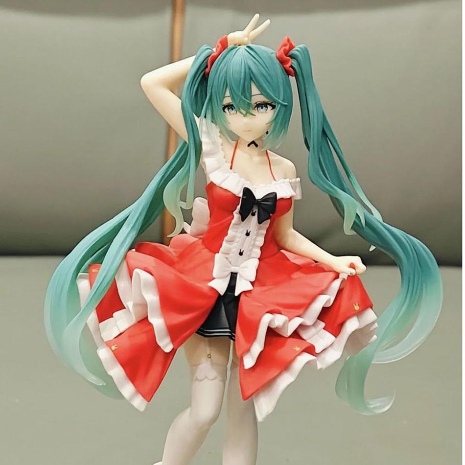 20Cm Hatsune Miku Anime Figure Character Ornaments Cute Lolita Hatsune Girl Desktop Decoration For Home Adult Toys Birthday Gift