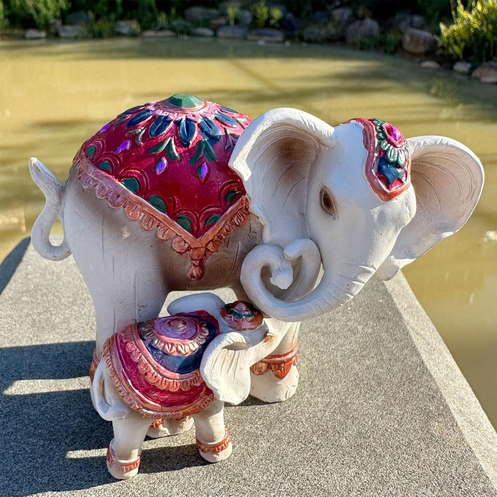 Cross-border Outdoor Garden Resin Crafts Statue Mother and Child Love Elephant Home Desktop Decorations Ornaments