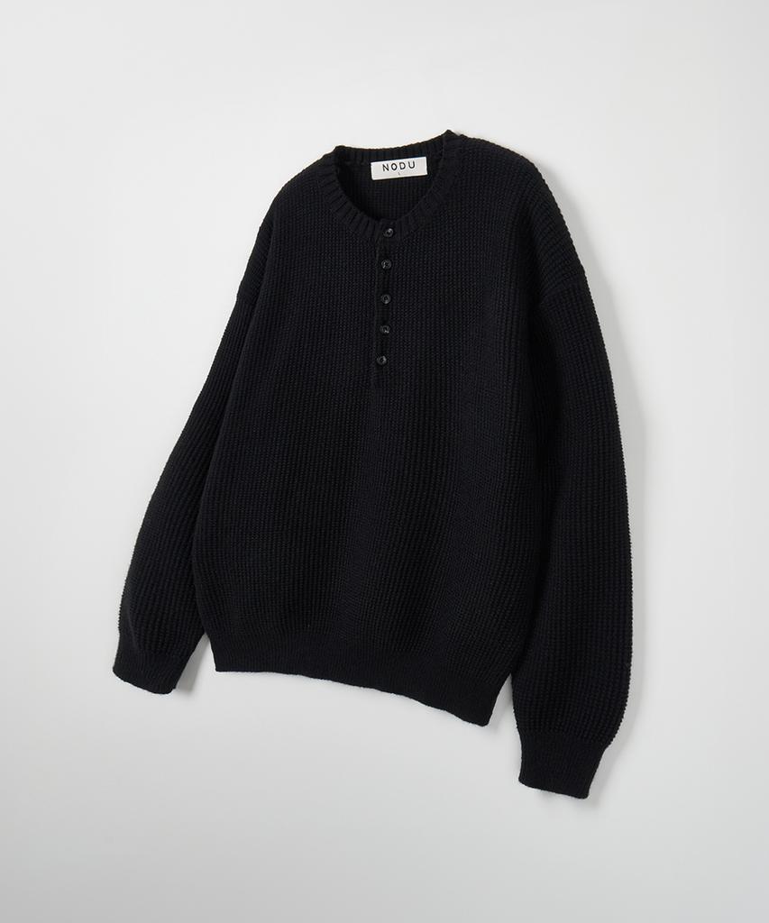 NODU Waffle Henley Neck Knit [Black]
