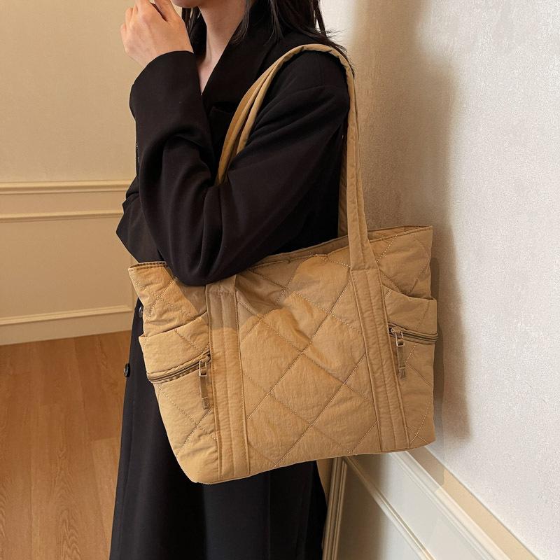 New Fashion Women's Bag Travel Leisure Shoulder Cotton Bag Tote Bag Large Capacity Hand Carry High-end Women's Bag
