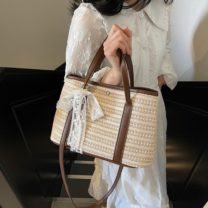Korean Style Rainbow Straw Woven Shoulder Bag With Polyester Lining For Urban Outings