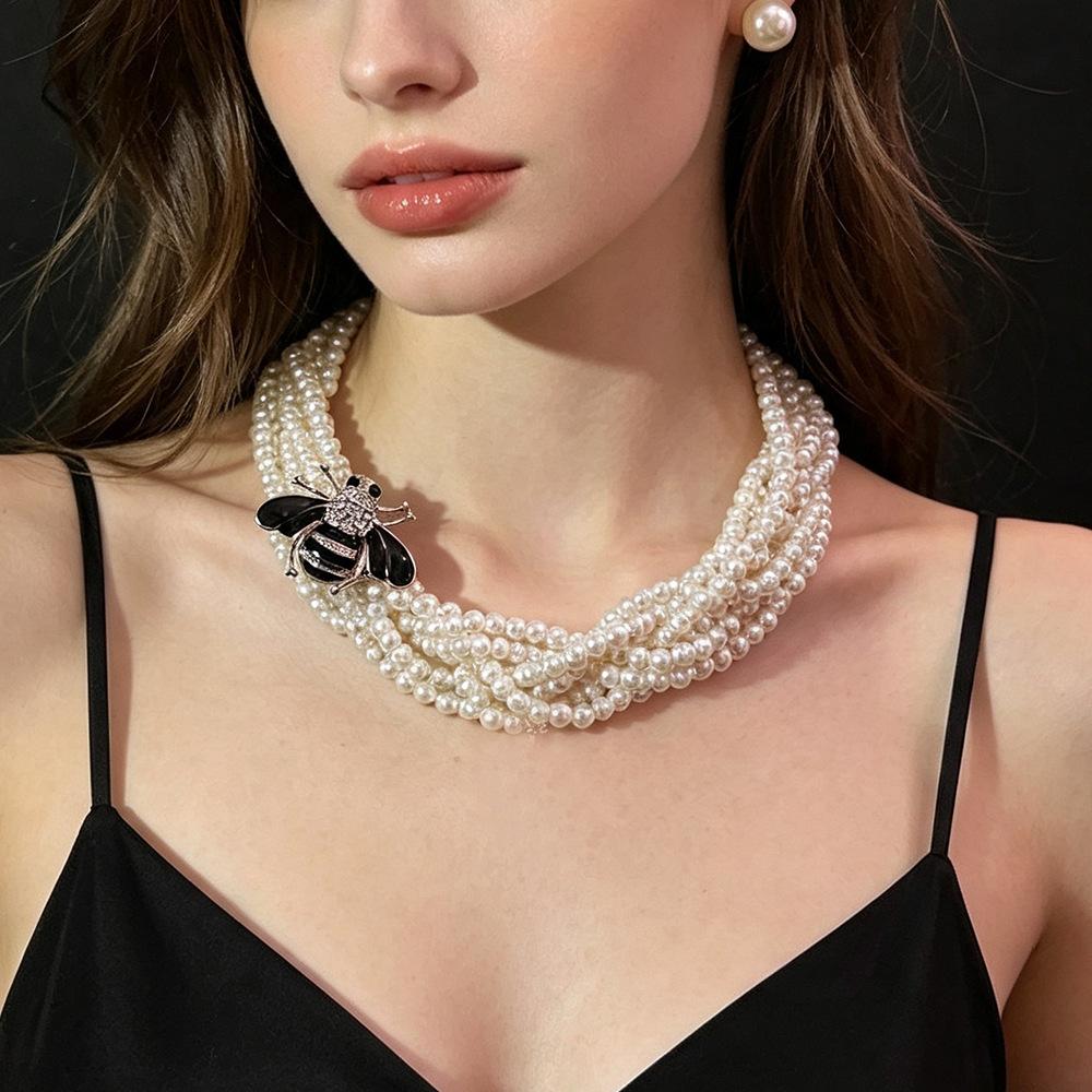 French diamond-encrusted woven glass pearl necklace DIY bee versatile collarbone chain fashion temperament small fragrant style jewelry