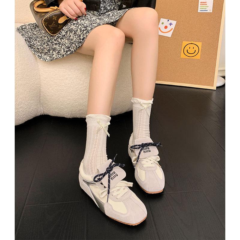 Rétro Semelle plate Rehaussement intérieur Motif léopard Chaussures d'entraînement allemandes Chaussures de sport décontractées polyvalentes pour femmes Tendance