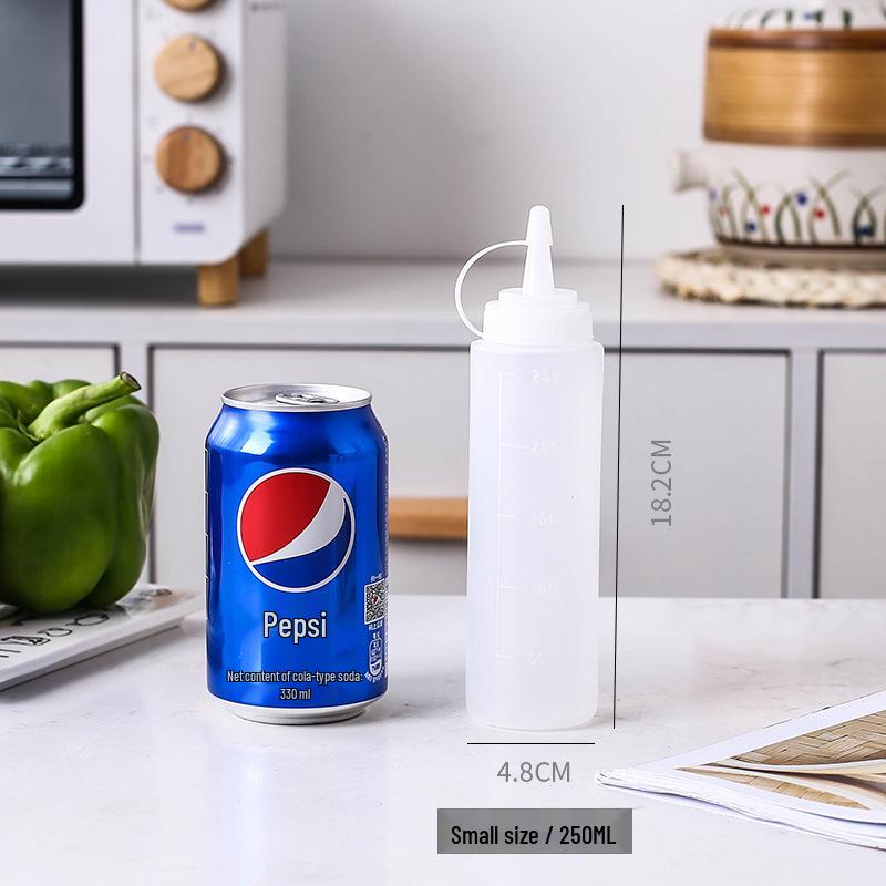 Household Squeeze Oil Bottle - Pointed Mouth for Kitchen Seasoning, Tomato Jam, Salad, or Commercial Use.