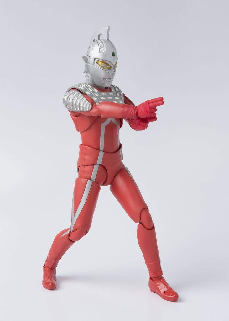 TAMASHII NATIONS Ultraman Seven 150mm PVC ABS Articulated S.H.Figuarts (approx. Tall, & Painted, Figure)