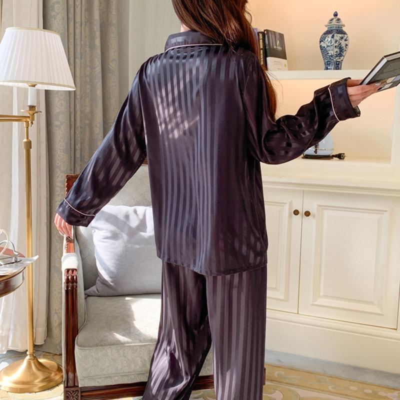 Women's Ice Silk Pajama Set Long Sleeve Long Pants Lightweight Sleepwear for Spring and Autumn Comfortable Homewear
