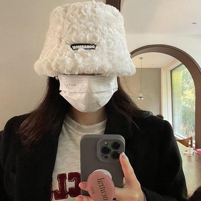 Japanische Lammfell-Plaid-Mütze für Damen, verdickte warme Herbst-Winter-Beckenmütze, Buchstaben-Bucket-Hüte