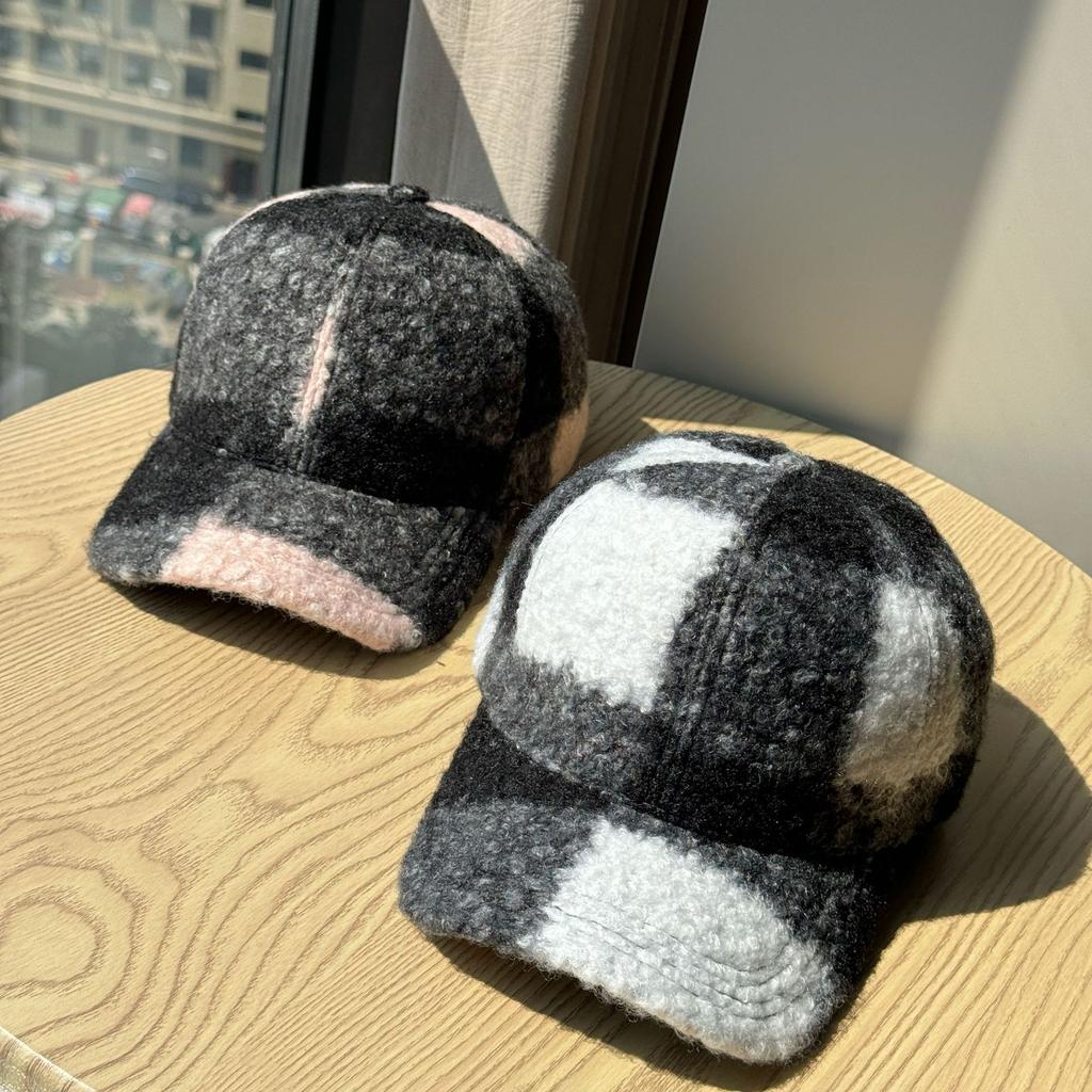 Color Blocked Imitation Teddy Velvet Baseball Hat for Women In Autumn and Winter Thickened Warm Peaked Cap Trendy Brand Sun Hat for Men