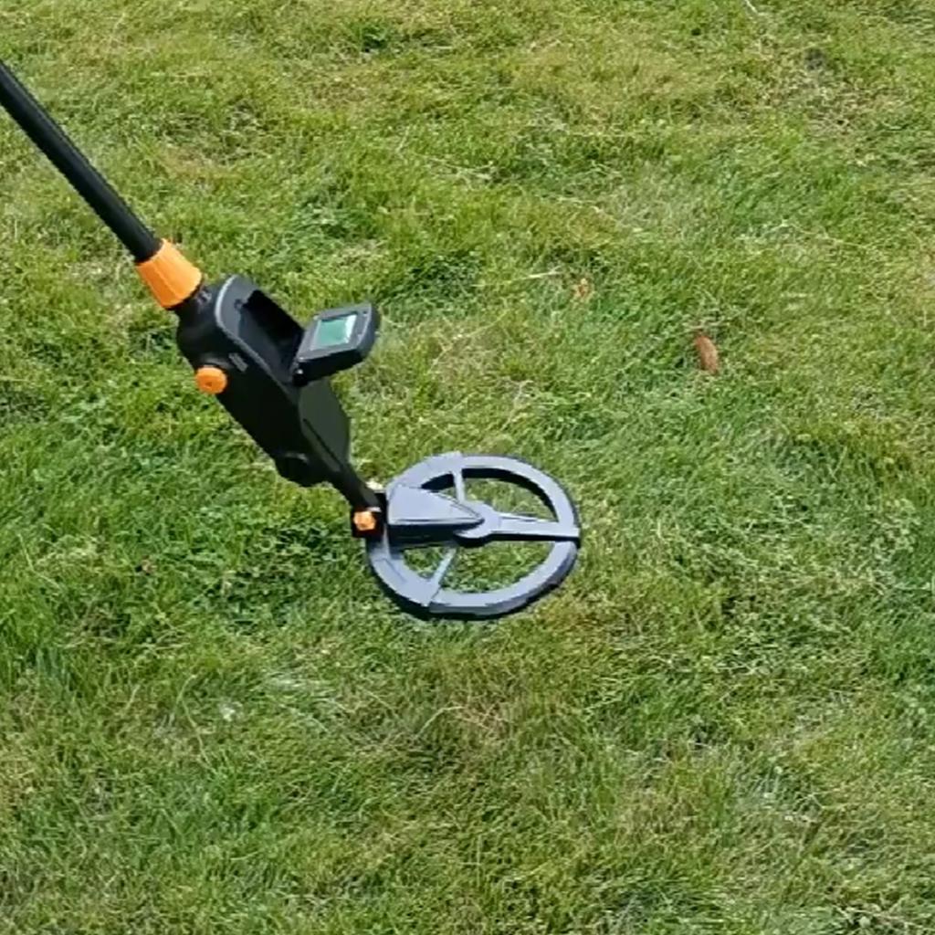 Adjustable Sensitivity Kids Metal Detector Waterproof Search Coil LED Display Audio Alert Treasure Hunting Tool for Kid