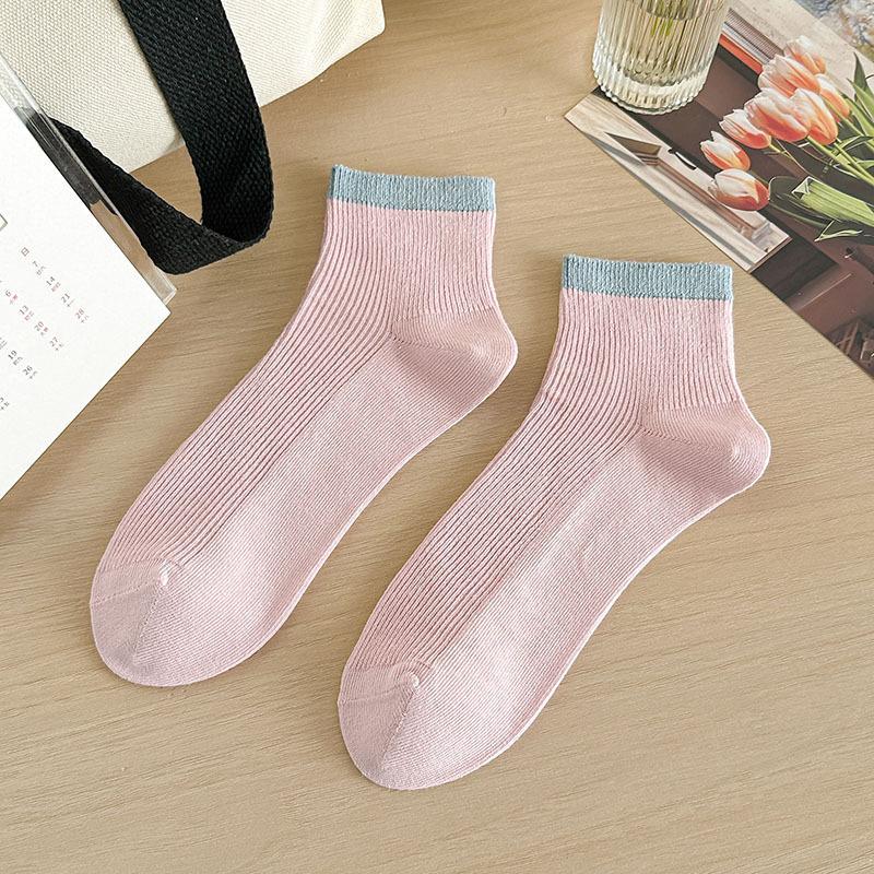 Femme Printemps Été Nouvelle Tendance Style Tout Confortable Vertical Bouche Aiguille Double Couleur Tube Court Chaussettes Coton