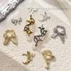 10ks 3D Butterfly Alloy nail Charms Designové šperky s motýlkem Luxusní zlaté stříbrné duté nail art dekorace příslušenství