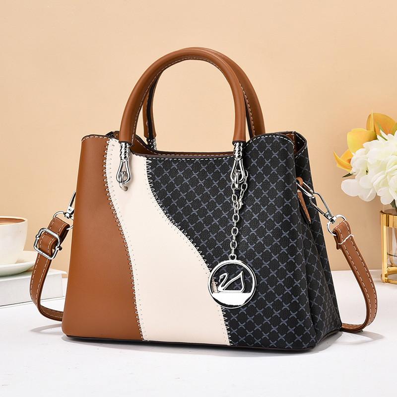 Stylish Medium Capacity Pu Tote Bag For Women With Versatile Design And Chain Detail