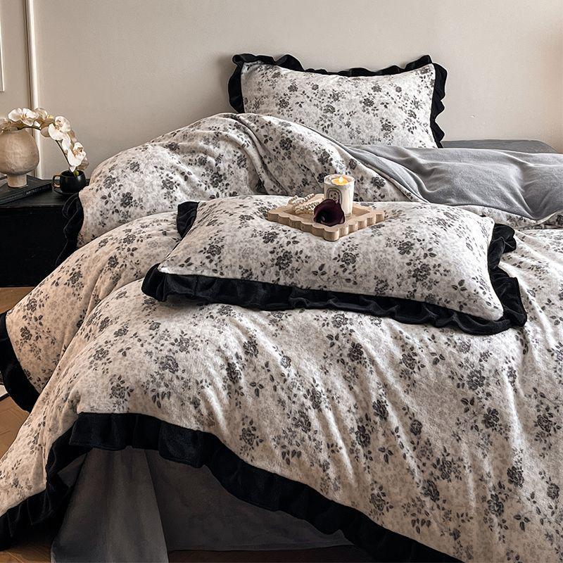 G5Z Melkfluweel & Kant Beddengoed Set: Verdikte Vierdelige Flanel & Koraalvlies, Dubbelzijdig met Dekbedovertrek.