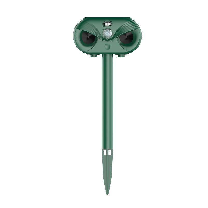 Solar Powered Outdoor Animal Repeller - Smart Ultrasonic Bird, Dog, Rodent, and Insect Repellent, Portable & Silent Pest Deterrent