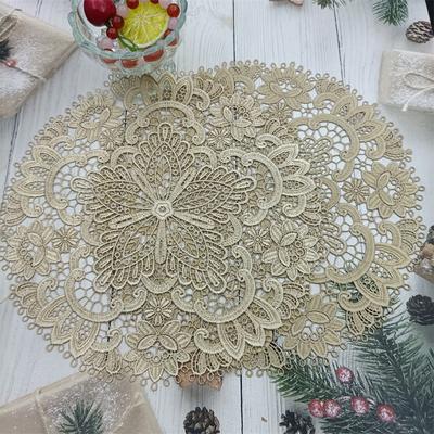 Tappetino da Tavola Ricamo all'Uncinetto Classico Europeo Sottobicchiere per Bancone Bar Bicchiere da Vino Tazza da Caffè Decorazione per Festa di Compleanno