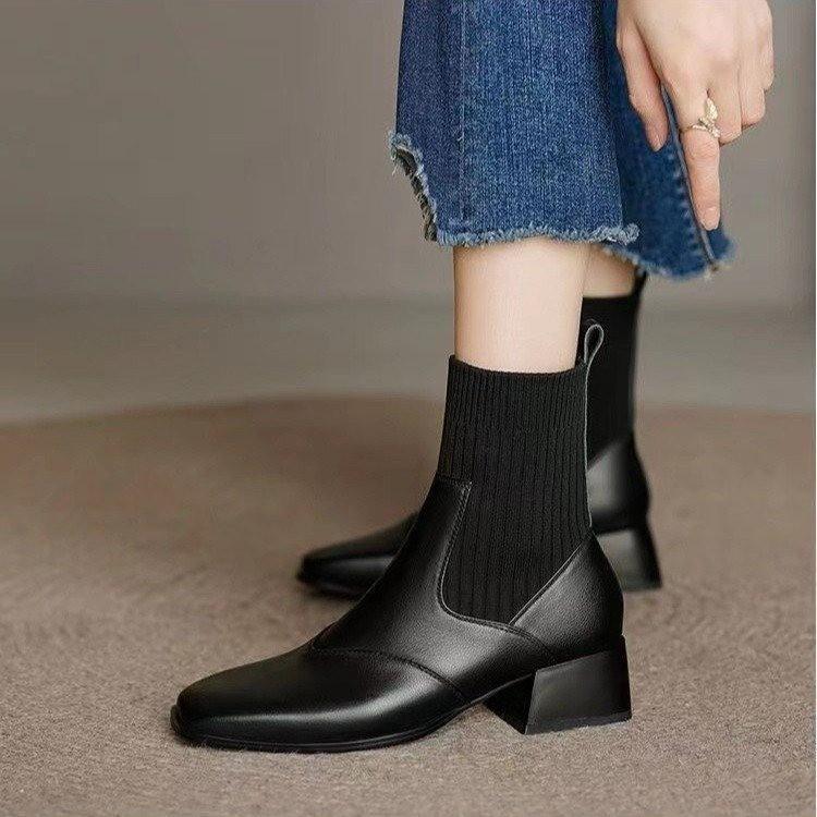 Knitted sleeve elastic thin boots women's retro square head thick medium heel short boots women's autumn and winter new boots
