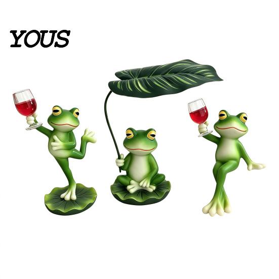 Resin Animal Statues for Patio Funny Frog Figurine, Novelty Sitting Dancing Sculpture with Waterproof Lawn Ornaments Landscaping Lotus Leaf/Wine Glass