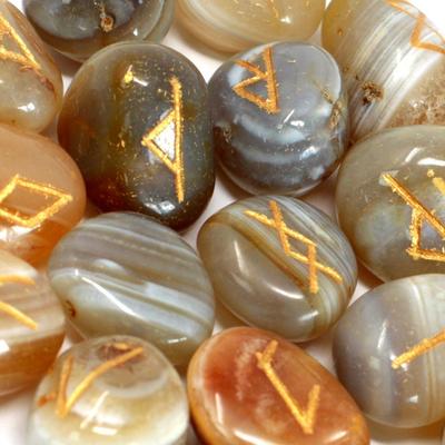Rune Stones Set Banded Agate 25 Stones Pouch