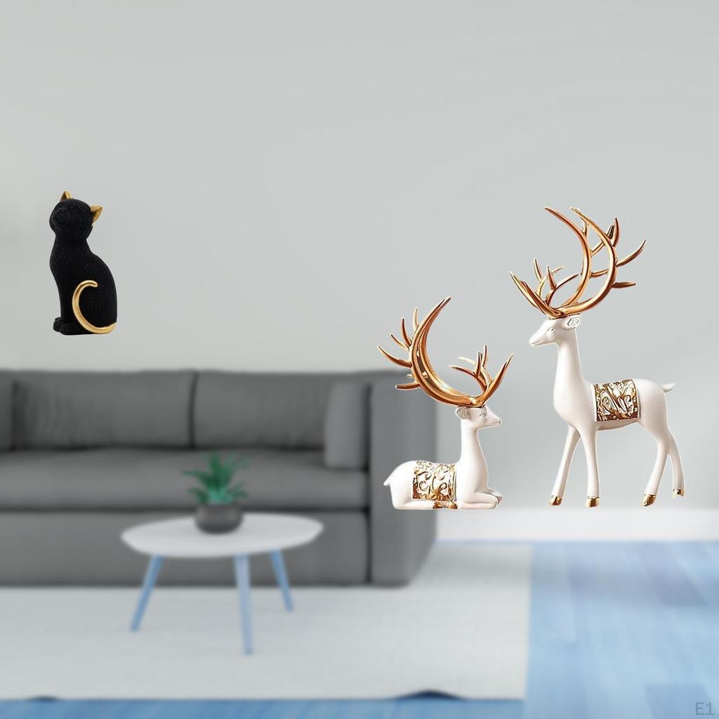 Elegant Resin Cat And Reindeer Figurine Set for Entrance Bookshelf Living Room Bedroom European