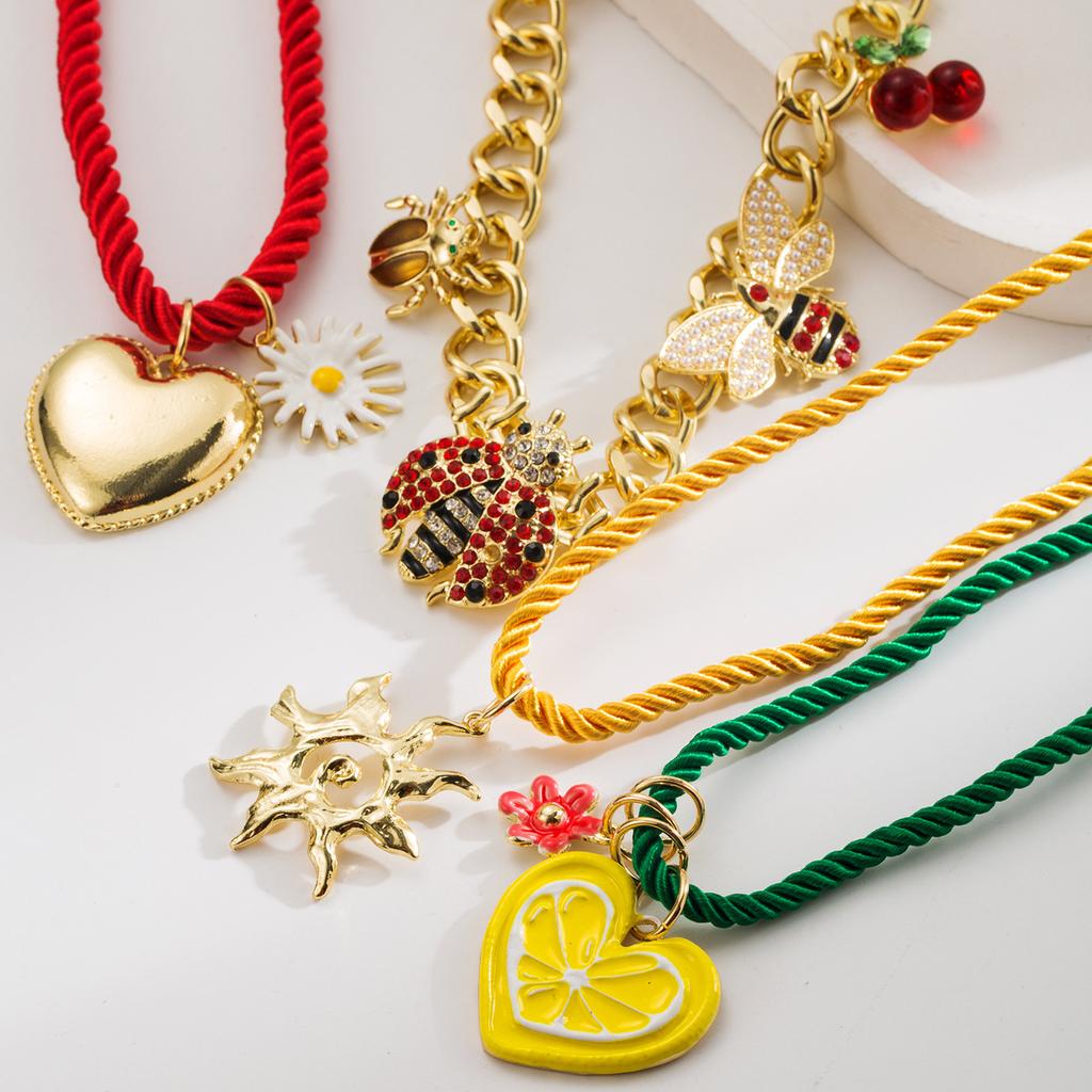 Trendy Hip-Hop Style Colorful Necklace for Women Simple Heart Insect Cherry Blossom Sunflower Necklace Set