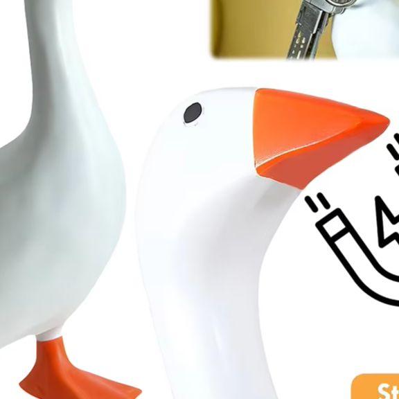 Cute Duck Statue Key Hanger Kawaii Magnetic Silly Goose Figurine Cute Goose Resin Statue Housewarming Gifts for Women Men