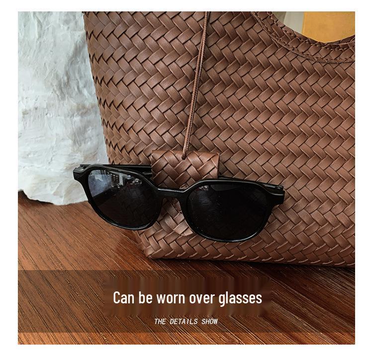 Versatile Large-Capacity Woven PU Leather Shoulder Bag - Stylish Urban Handbag for Women