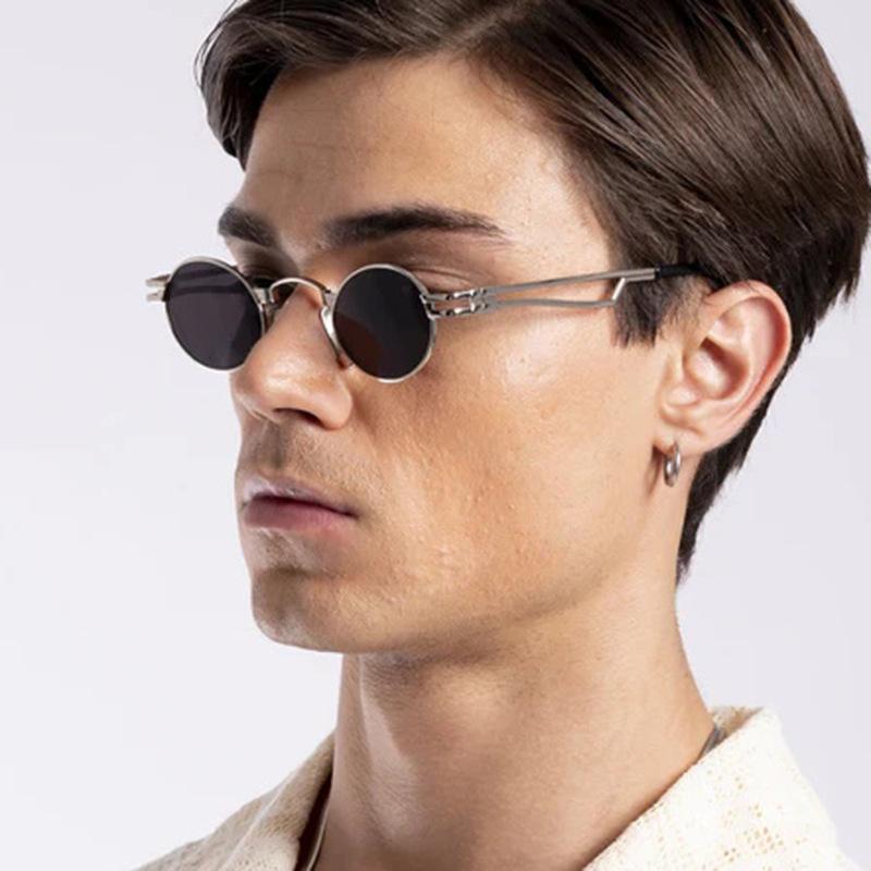 Women's sunglasses, small frame round sunglasses, men's and women's punk sunglasses.