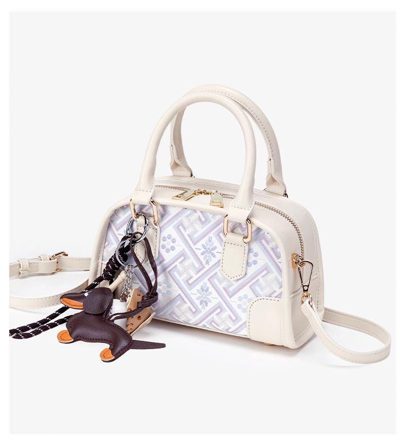 Guangxi Zhuang Brocade Women's Crossbody: 2026 New Style, Versatile Chinese Fashion Shoulder Bag