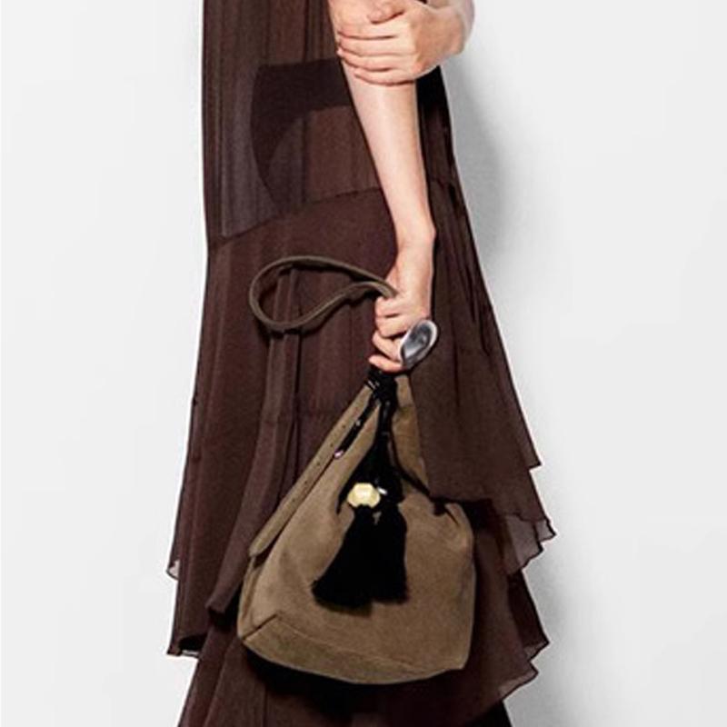 Retro Frosted Shoulder Bag Luxury Designer Niche Handbag Women's Large Bucket Bag Simple Solid Color Adjustable Crossbody Bag