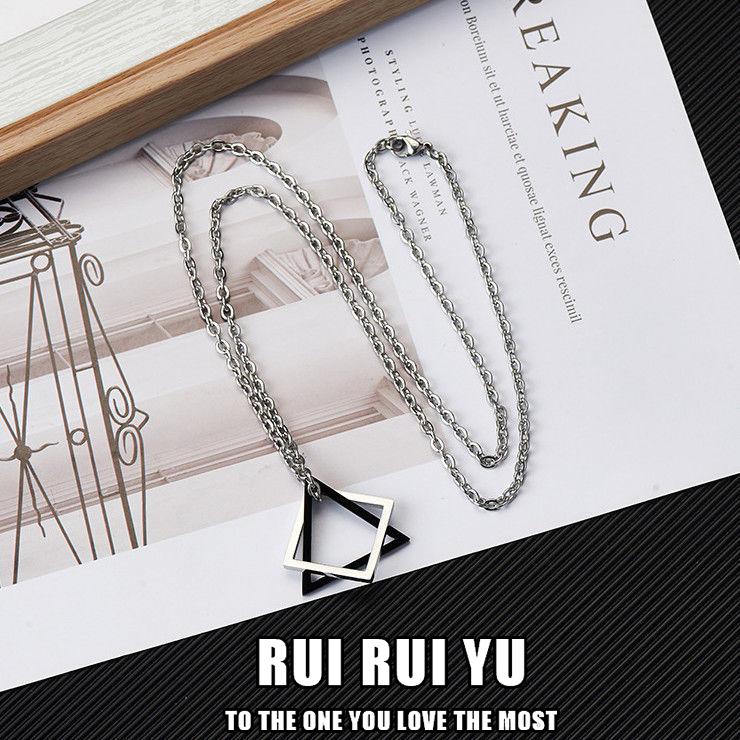

Чоловічий чоловічий кулон із квадратним трикутником RUI RUI YU із сплавом цинку, сучасним модним геометричним укладанням, намисто з вуличного одягу 1 PCS
