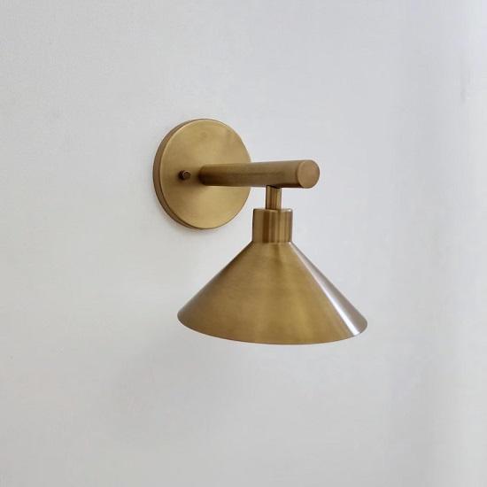 Handcrafted Cone‑Shade Brass Wall Sconce – Modern Minimal Light