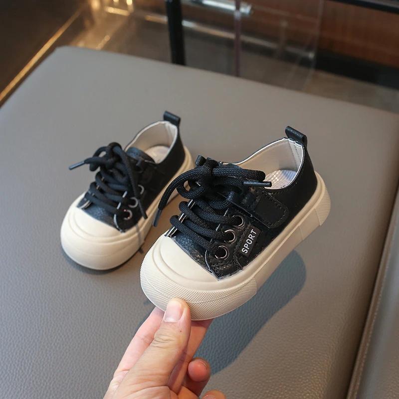 

2024 Детская повседневная обувь для девочек, осенняя новая мода в корейском стиле, мягкая подошва, нескользящая, универсальная обувь для обучения и ходьбы 21 чёрный