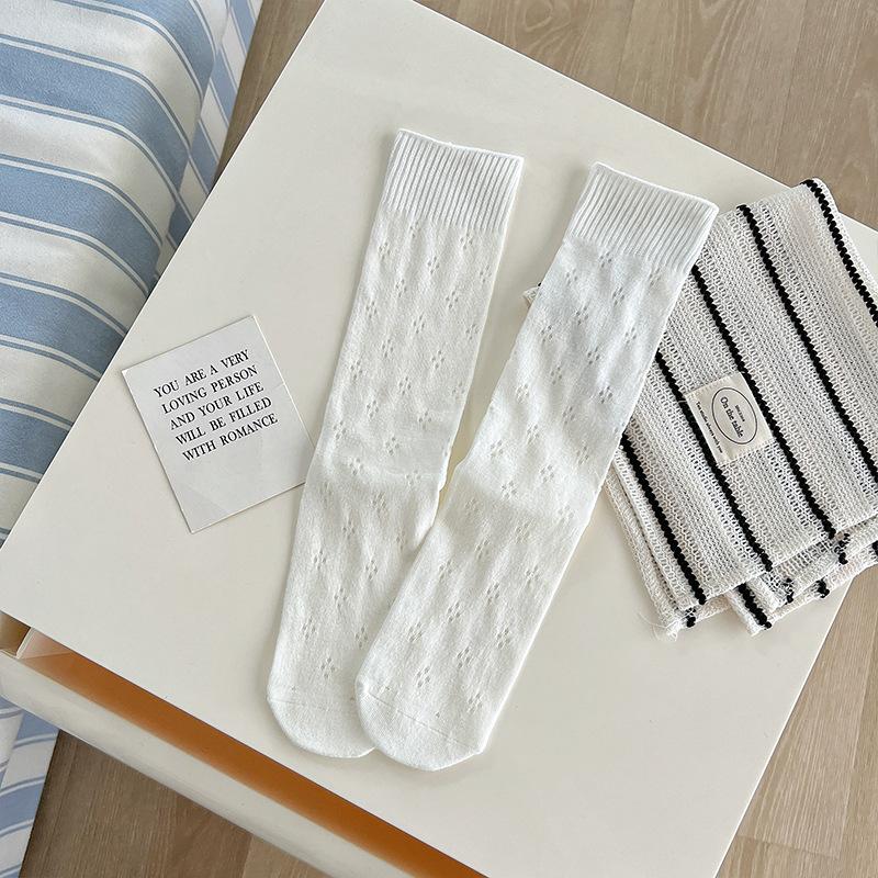 

Female Summer Thin Mesh Breathable Pure Color All Build In The Tube Boneless Pile Pile Cotton Socks 1 pair білий