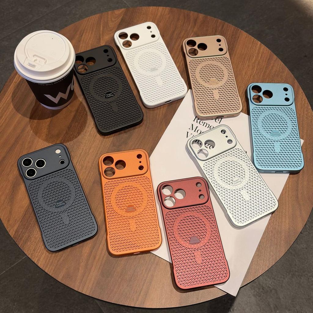 Honeycomb borderless suitable for Apple 17promax mobile phone case ultra-thin heat dissipation magnetic suction 17pro/16pm protective case